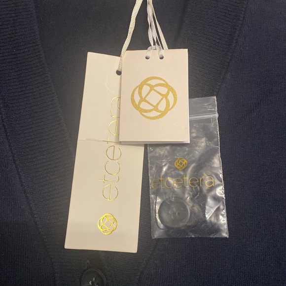 NWT Etcetera Capelet Sweater Size XL Color Navy Blue - Picture 2 of 11